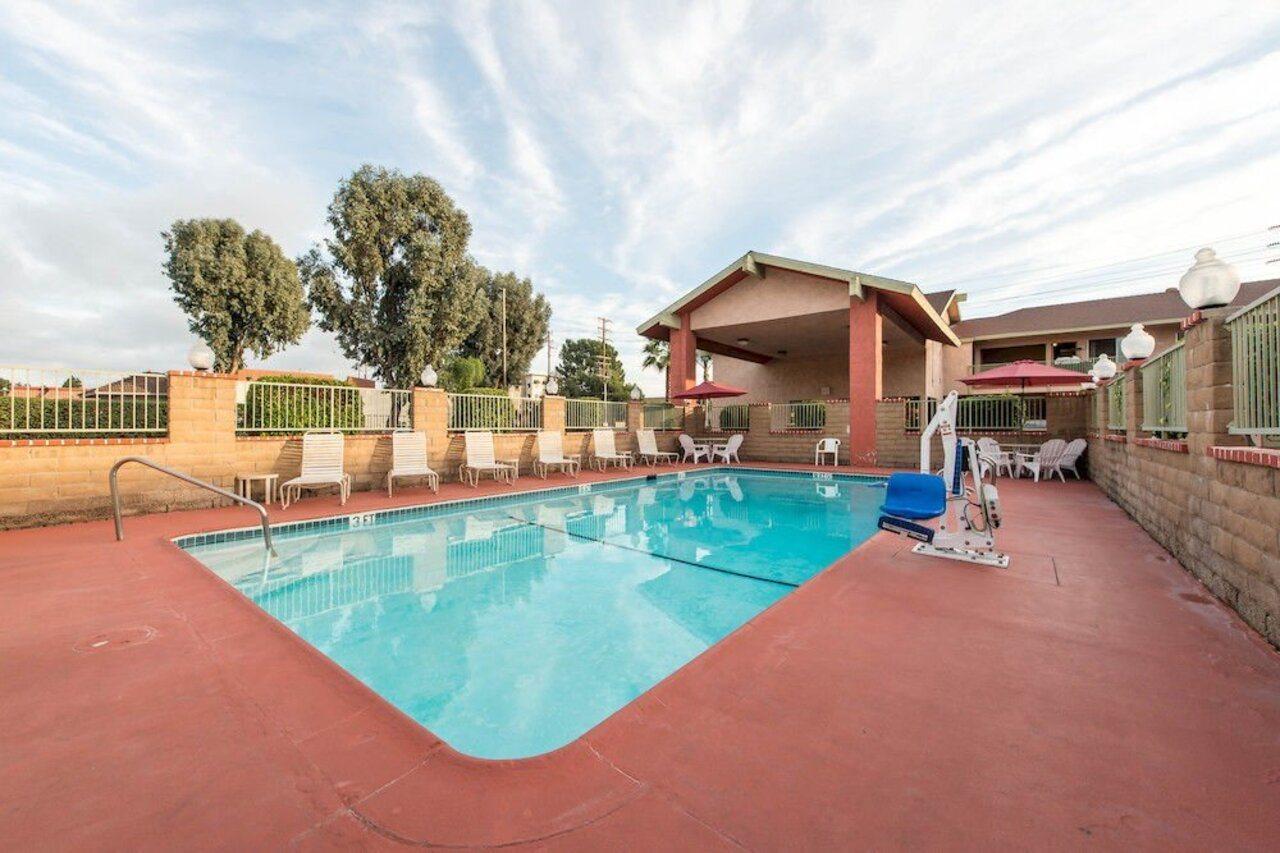 Econo Lodge Anaheim North Екстер'єр фото