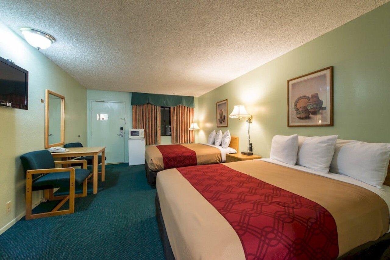 Econo Lodge Anaheim North Екстер'єр фото
