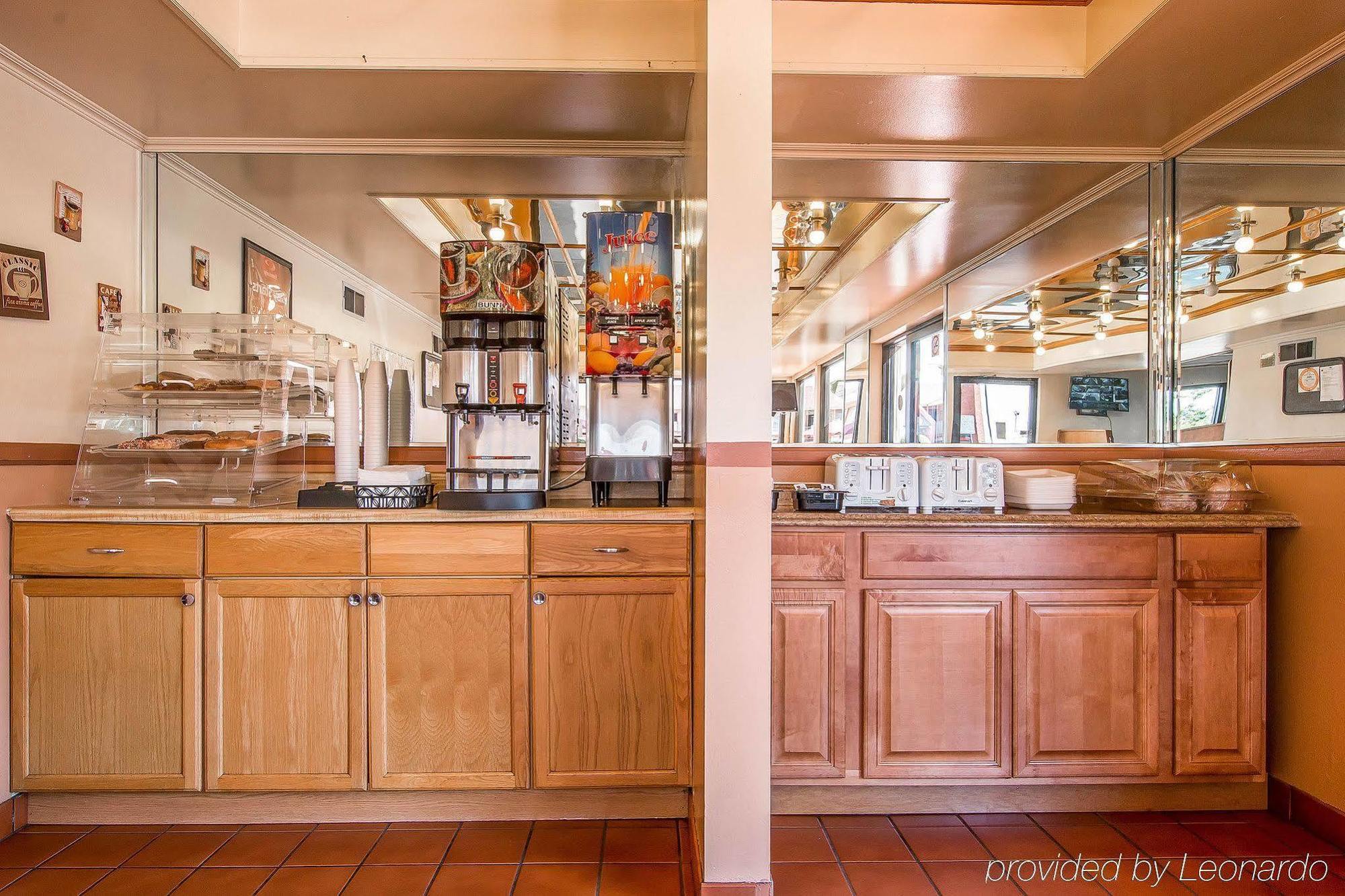 Econo Lodge Anaheim North Екстер'єр фото