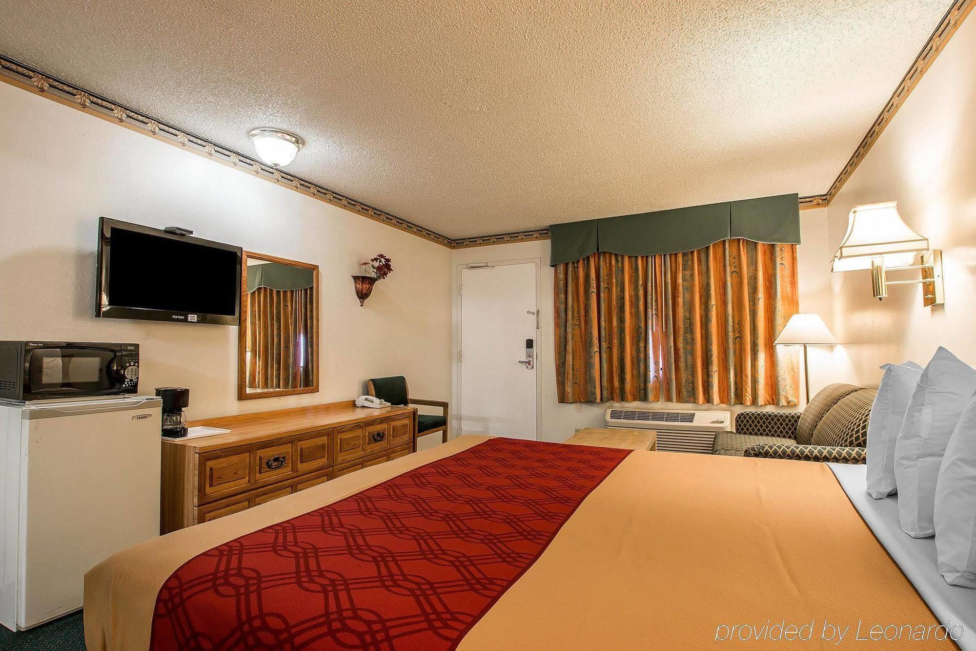 Econo Lodge Anaheim North Екстер'єр фото