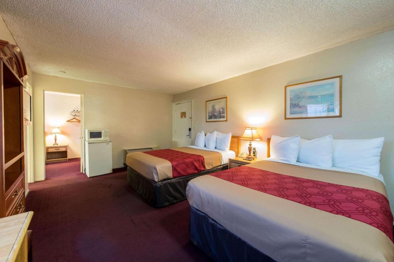 Econo Lodge Anaheim North Екстер'єр фото