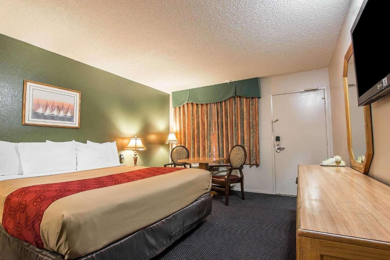 Econo Lodge Anaheim North Екстер'єр фото